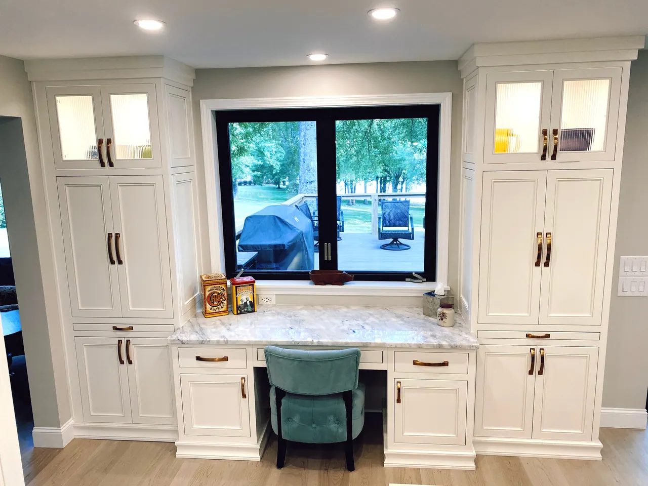Built-in desk with drawers and upper display cabinets